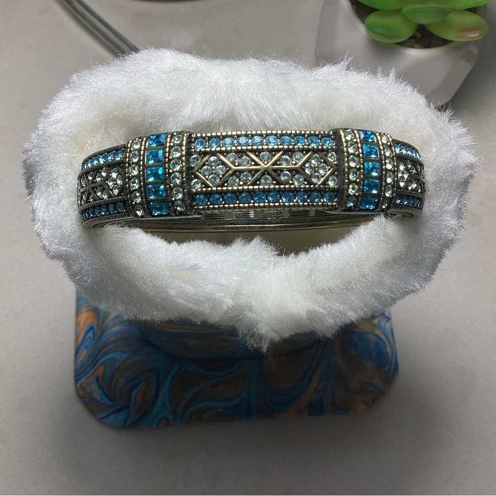 Heidi Daus Bracelet EUC